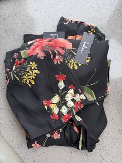 （分類：）位於 。 由 _feeeeee19 提交（商品編號 1454797782，圖片 1）。簡介： 。