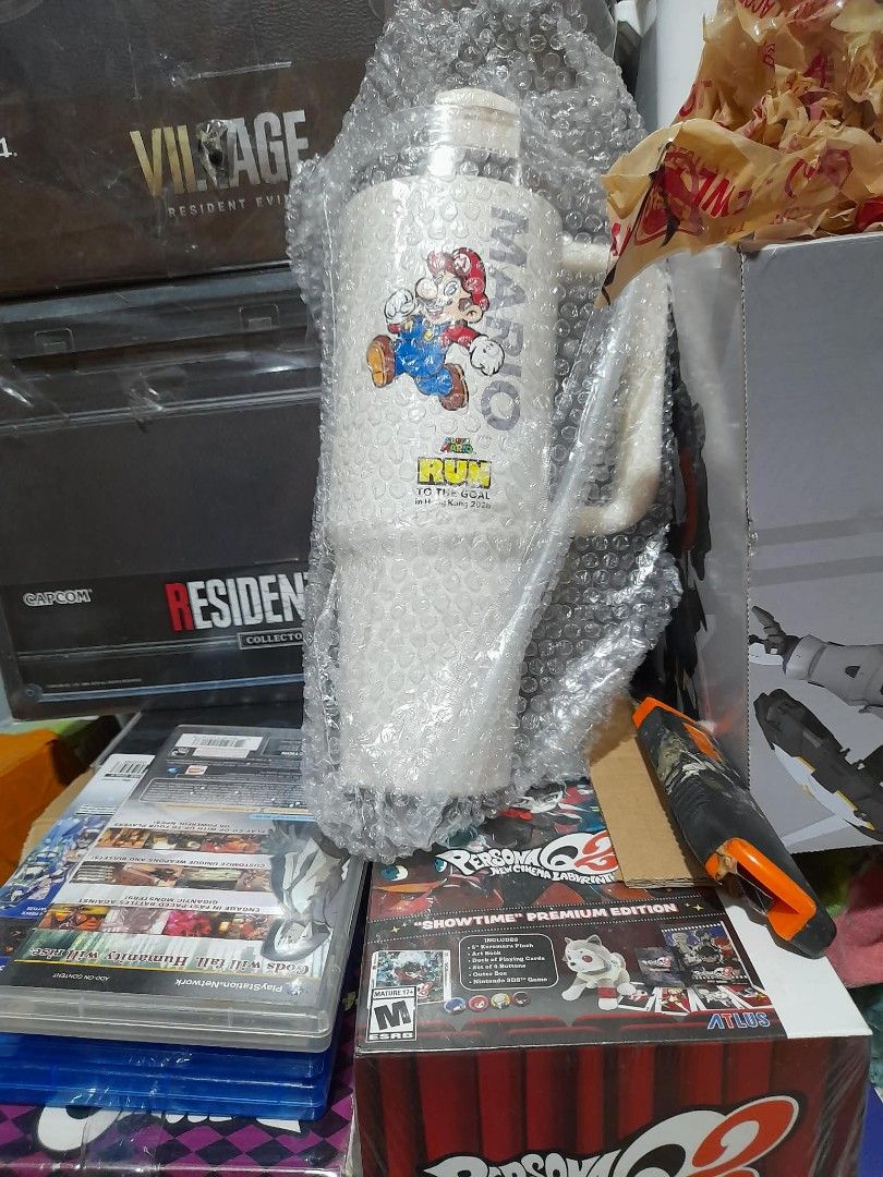 Mario Run 2026 Tumbler (Category: Water Bottles & Tumblers) located in Valenzuela. Submitted by retrogears (Listing ID 1454828356, Image 2). Description: Hongkong Exclusive.
