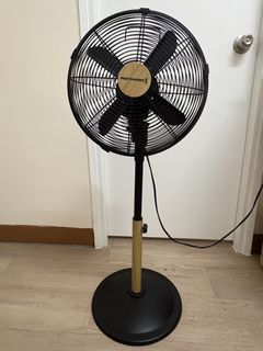 （分類：）位於 。 由 helenng1214 提交（商品編號 1454841274，圖片 1）。簡介： 。