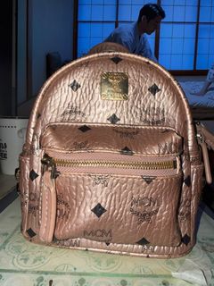 (Category: ) located in . Submitted by erinwong23 (Listing ID 1454908656, Image 1). Description: .