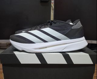 (Category: ) located in . Submitted by kicks_avenue (Listing ID 1454821988, Image 1). Description: .