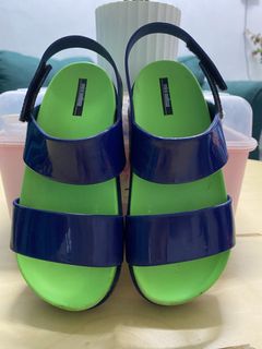 (Category: ) located in . Submitted by dabel.f.bundle.n.preloved (Listing ID 1454867547, Image 1). Description: .