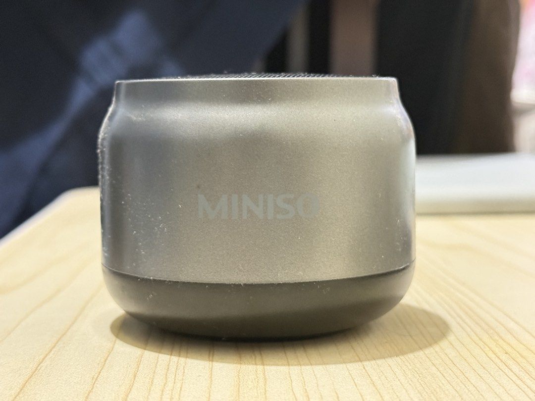 Miniso Mini Speaker (Category: Soundbars, Speakers & Amplifiers) located in Cebu City. Submitted by luzylmarie (Listing ID 1454931904, Image 1). Description: Miniso Mini Speaker Box and chargers not inluded anymore.