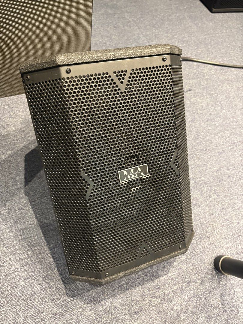 MMR Audio Portable Battery Powered Speaker with Wireless Microphone (Category: Portable Music Players) located in Manila. Submitted by banaepple1979 (Listing ID 1454835264, Image 1). Description: Battery powered (re-chargeable) self-amplified speaker with USB, Bluetooth commection, 3 inputs with 2 wireless microphones.