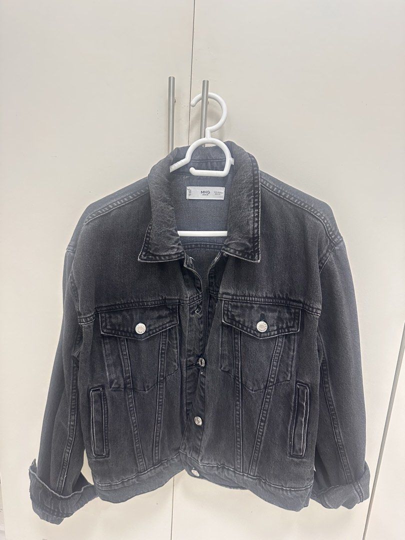 MNG Denim Jacket - Black Wash (Category: Coats, Jackets and Outerwear) located in Quezon City. Submitted by sammylicious (Listing ID 1454943545, Image 1). Description: - Classic black wash denim jacket - Brand: MNG - Button-up front closure - Two chest pockets - Versatile for layering over tees or hoodies - Ideal for casual outings.