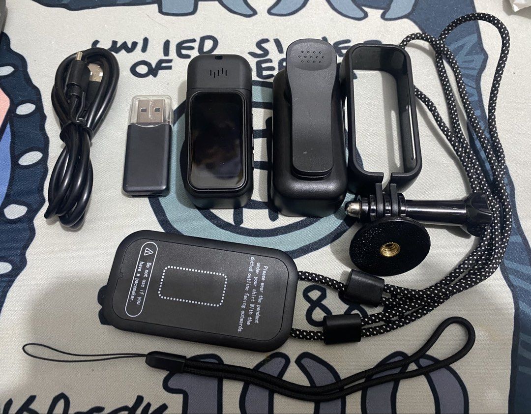 Mini Action Camera with Accessories (Category: Cameras) located in Cavite. Submitted by laliswagg (Listing ID 1454917906, Image 1). Description: - Bought this fir 2,000 -Modofo thumb size action camera with accessories -magnetic lanyard sabit sa leeg mo pra hnd mo na hawakan -180• rotation -clip -mount -usb /card reader -cord charger -with box -3 weeks pa lng sakin -no issue. like new. halos hindi nagamit -1080p HD resolution -may wifi pwede conn