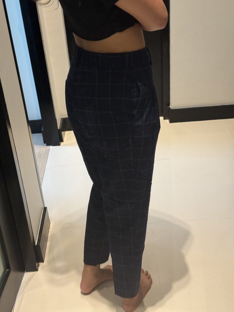 Monki Navy Blue Plaid Tailored Trousers (Category: Other Bottoms) located in Manila. Submitted by qfclutz (Listing ID 1454805418, Image 2). Description: - Navy blue plaid details - Tailored fit with front pleats - Versatile for work or casual wear.