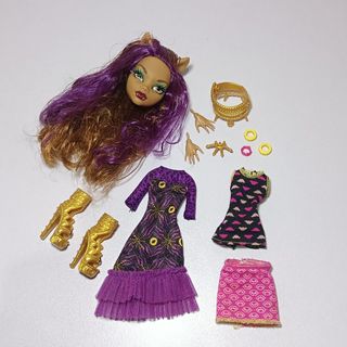 (Category: ) located in . Submitted by abarbieparlour90 (Listing ID 1454822273, Image 1). Description: .