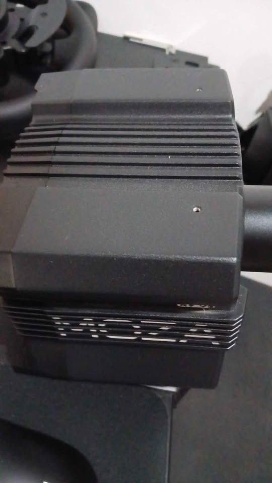 Moza R9 V3 Barely Used (Category: Controllers) located in Caloocan City. Submitted by livehorse_6483f3 (Listing ID 1454855141, Image 2). Description: Moza R9 V3 Used like new, no time to use (no original box) Includes all parts: - Screws - Usb - Powercord and supply .