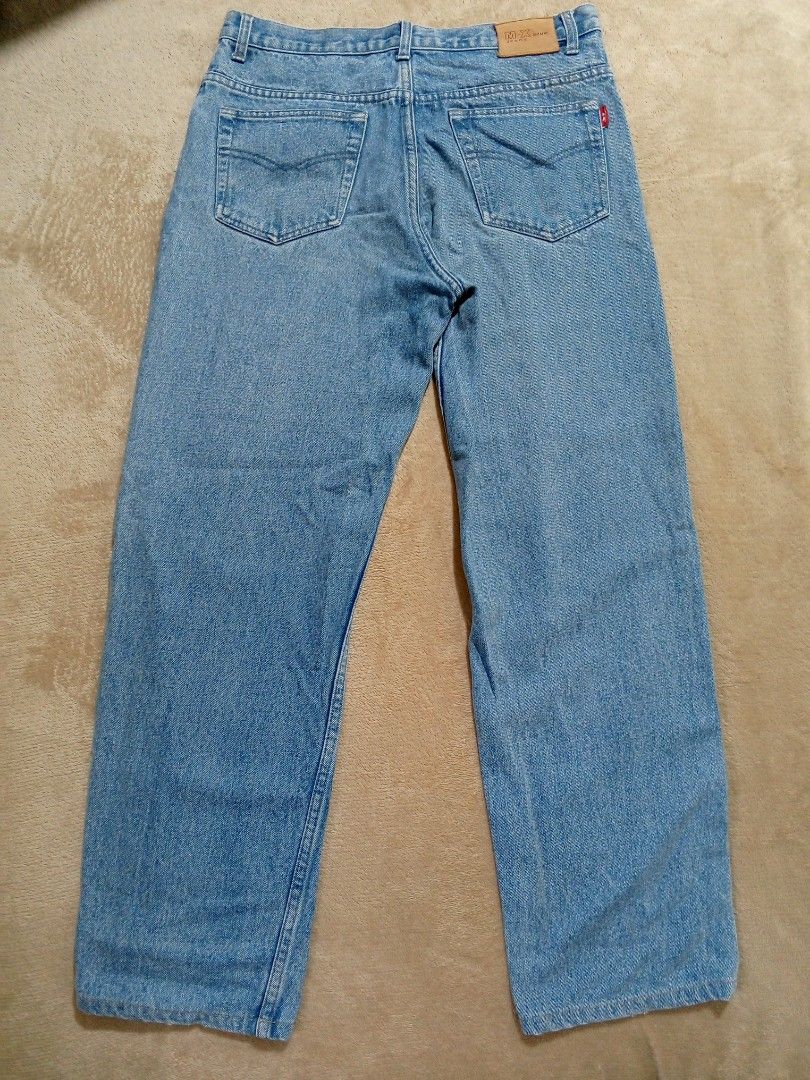 M-X Blue Denim Jeans - Light Wash (Category: Jeans) located in Castillejos. Submitted by eross07 (Listing ID 1454777088, Image 2). Description: - Light wash M-X Blue denim jeans - Classic 5-pocket style - Button and zip fly - 100% cotton fabric - Straight leg fit - Ideal for casual wear - Size: 34 waist.