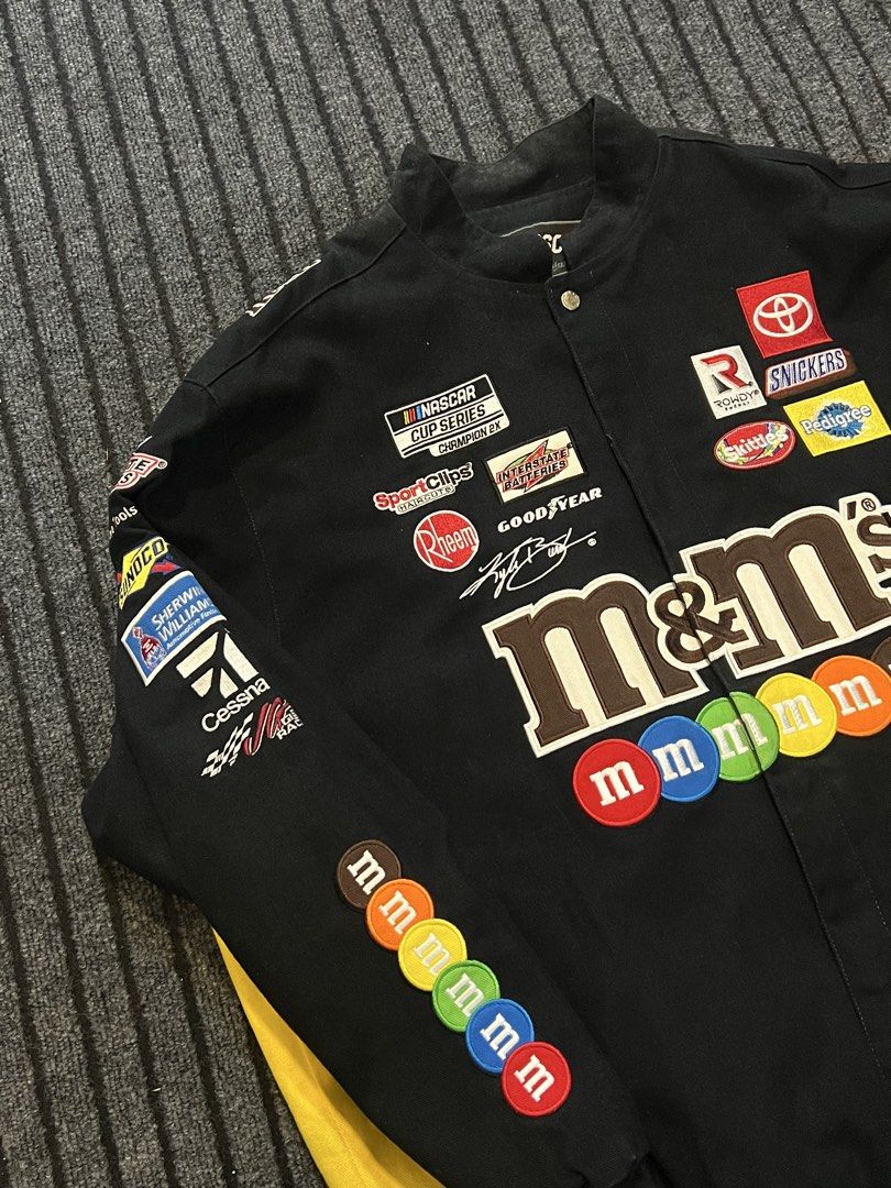 NASCAR M&M JACKET 2XL (Category: Coats, Jackets and Outerwear) located in Angeles City. Submitted by mike_gee99 (Listing ID 1454875265, Image 2). Description: 2XL EXCELLENT CONDITION 9.5/10 COLOR RATE 7000 .