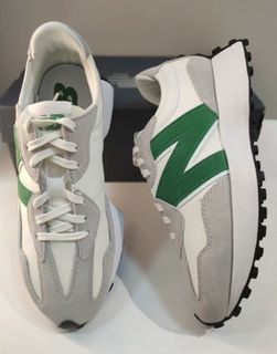 (Category: ) located in . Submitted by newbalancestoresg (Listing ID 1454860154, Image 1). Description: .