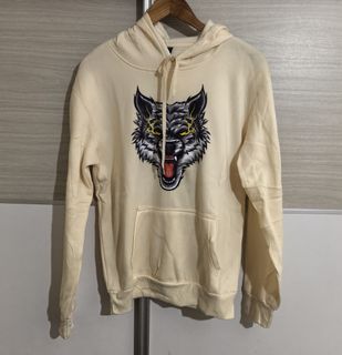 (Category: ) located in . Submitted by preloved_items_j (Listing ID 1454807216, Image 1). Description: .