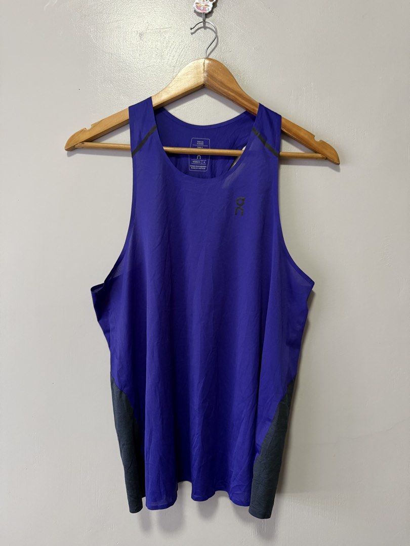 On Tank-T (Category: Shirts) located in Cauayan City . Submitted by Thevintagecode (Listing ID 1454757195, Image 2). Description: On Tank-T Size: Medium Womens Dimes: 19x25 Excellent condition Original No issue Mode of payment:Gcash Loc:Isabela Province.