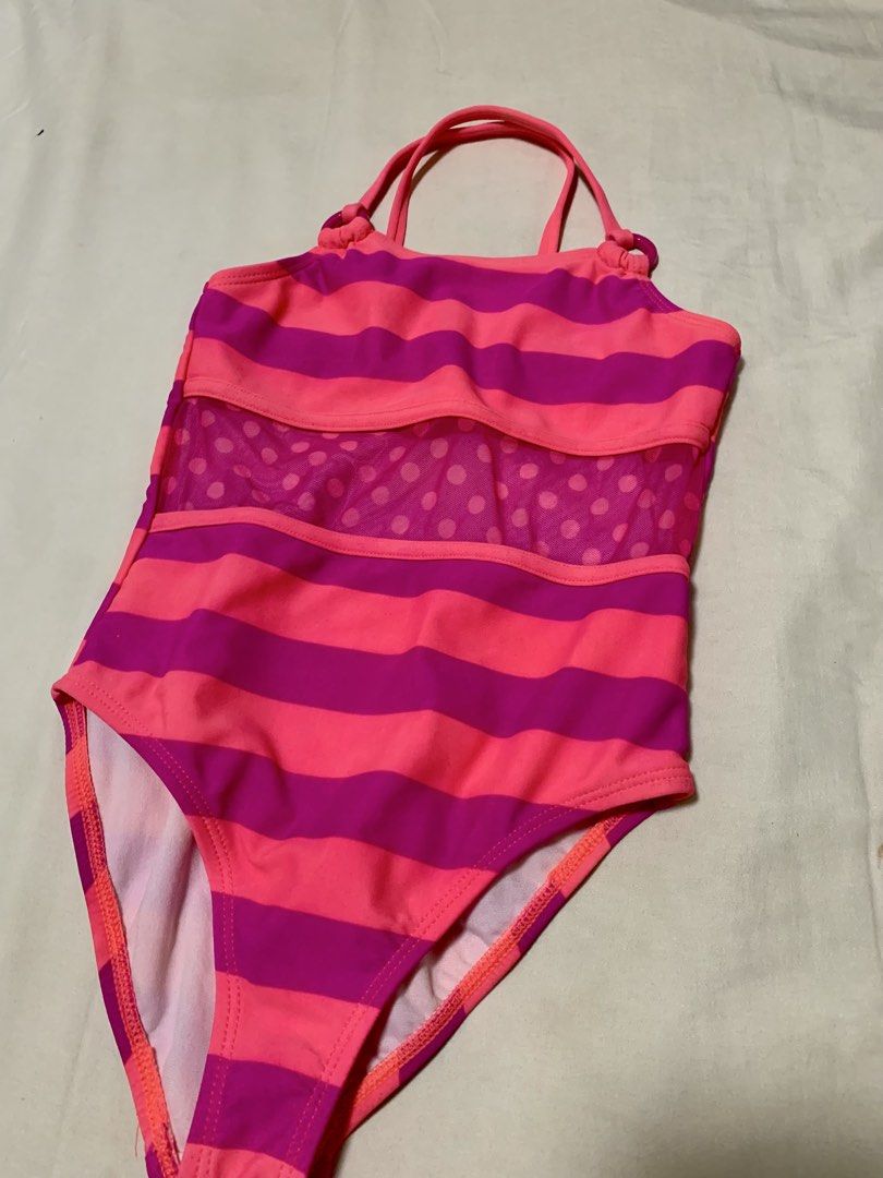 One Piece Swimsuit for Baby (Category: Babies & Kids Fashion) located in Teresa. Submitted by ennand (Listing ID 1454755358, Image 2). Description: .