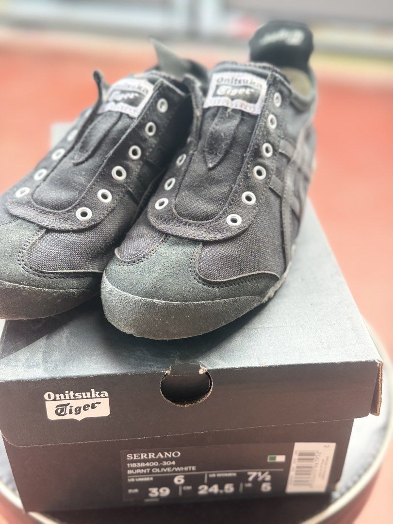 Onitsuka Mexico (Category: Sneakers) located in Dasmarinas. Submitted by 2018_jac (Listing ID 1454834946, Image 1). Description: Mexico black.