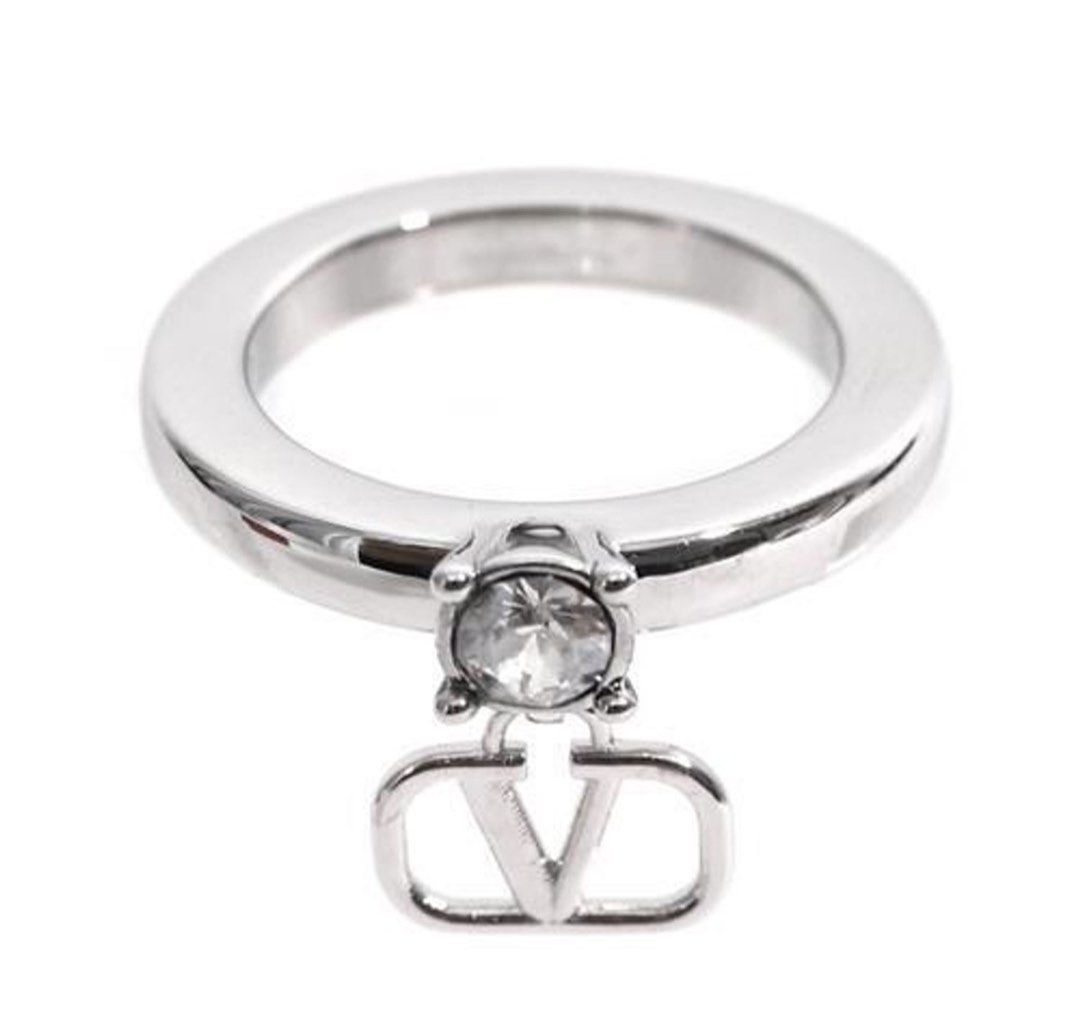 Pasabuy! Valentino Mini VLogo Ring (Category: Luxury Accessories) located in Quezon City. Submitted by everybit (Listing ID 1454818015, Image 3). Description: - Brand new and Authentic (Will be bought directly from Stores) - Inclusions: Receipt, Box, Dust Bag, and Tags in tact (I provide everything) - ETA: September - Only 50% downpayment, remaining will be settled once item is in PH Note: All of the items posted are subject to availability, espe