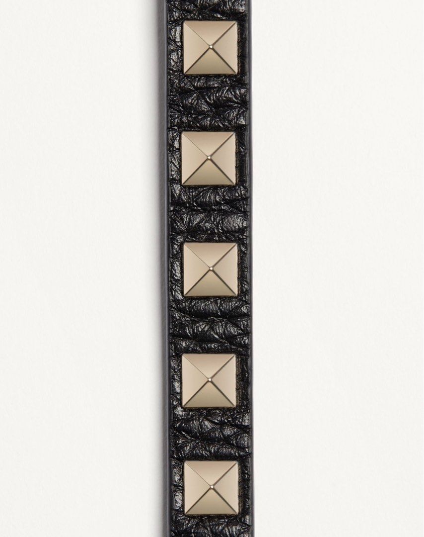 Pasabuy! Valentino Rockstud Bracelet (Category: Luxury Accessories) located in Quezon City. Submitted by everybit (Listing ID 1454820247, Image 3). Description: - Brand new and Authentic (Will be bought directly from Stores) - Inclusions: Receipt, Box, Dust Bag, and Tags in tact (I provide everything) - ETA: September - Only 50% downpayment, remaining will be settled once item is in PH - Super steal price! Note: All of the items posted are subjec
