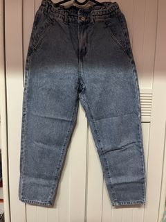 (Category: ) located in . Submitted by nrftinnn (Listing ID 1454921581, Image 1). Description: .