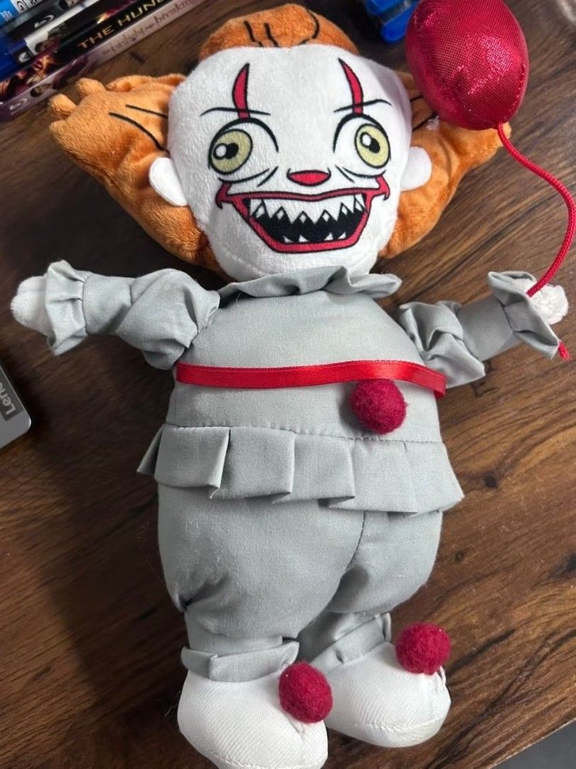Moving Pennywise Gemmy Plush Chapter 2 (Category: Plushies & Soft Toys) located in Manila. Submitted by zhunii_ (Listing ID 1454943573, Image 1). Description: -IT chapter 2 Pennywise Plush, can move and needs batteries -12" -Official, authentic merch -No box -MOP: BDO, bank transfer, Gcash Can do meetups near San Juan during the weekends or available days..