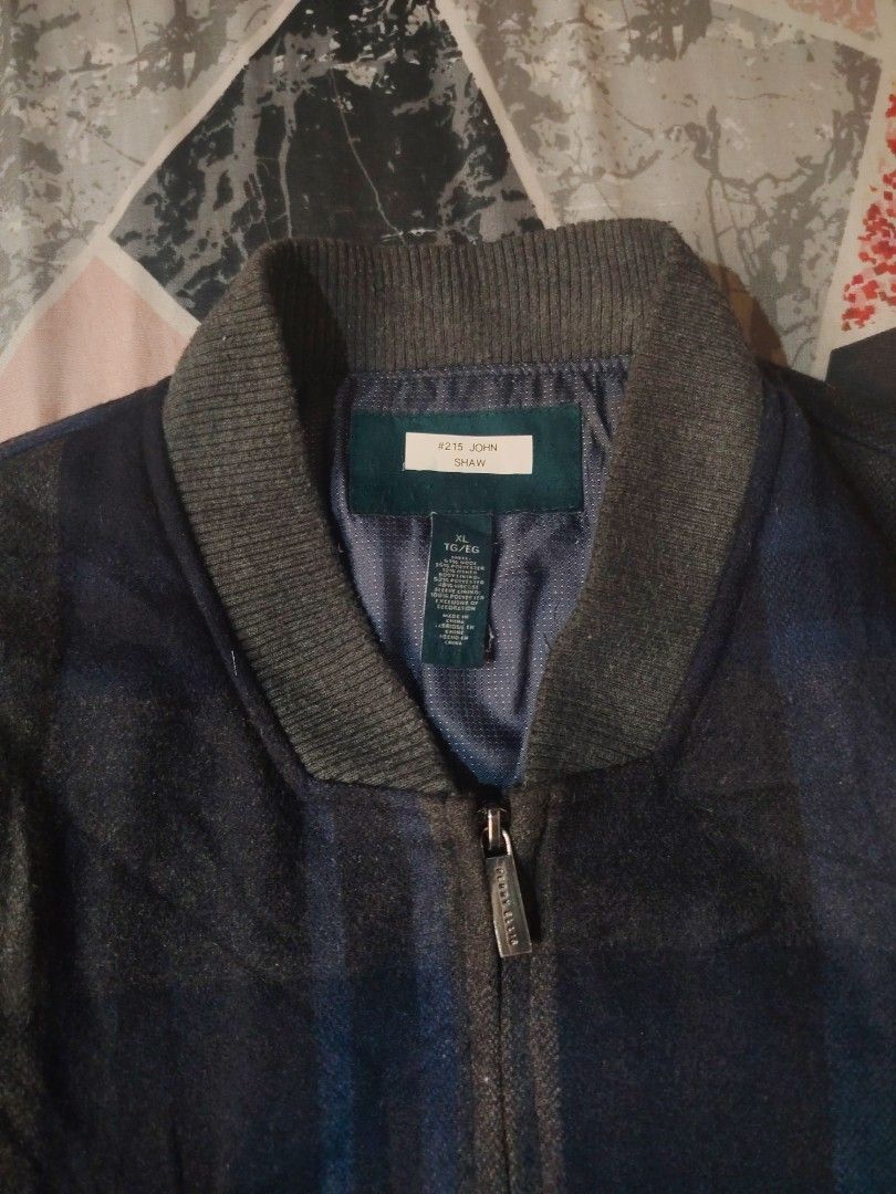Perry Ellis Wool Plaid Bomber men’s (Category: Coats, Jackets and Outerwear) located in San Fernando. Submitted by vincentgomez (Listing ID 1454789173, Image 2). Description: Perry Ellis Wool Plaid Bomber men’s -DIMES 23x29 -53 WOOL 35 POLYSTER 12 OTHERS -EXCELLENT CONDITION -FLAWLESS -COMPLETE TAGS LA UNION📍 DM FOR MORE INFO IF INTERESTED‼️.