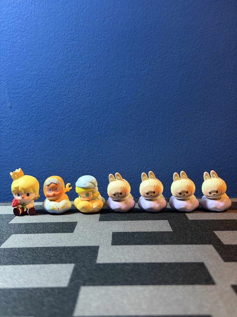 Pop Bean Goodnight, Night Sky Series (Category: Designer & Blind Box Toys) located in Taguig. Submitted by peeteenpan (Listing ID 1454838904, Image 2). Description: •Pop Bean Goodnight, Night Sky Series Labubu x4 Twinkle Twinkle x1 Molly x 1 *Free Sweet Bean Pop Bean • Sold as a complete set.