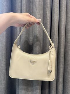 由 kristieee21 (刊登 ID 1454817018，圖片 1) 提交，位於 的 (類別：)，說明：。