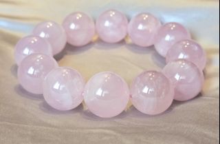 (Category: ) located in . Submitted by glitchinthegem (Listing ID 1454875957, Image 1). Description: .