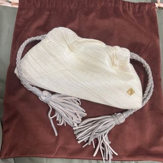 (Category: ) located in . Submitted by a.shops (Listing ID 1454941030, Image 1). Description: .