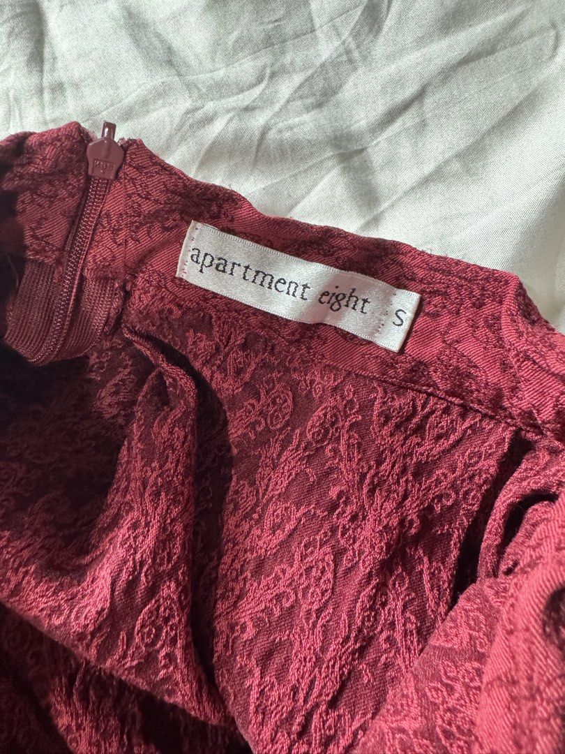 Red Maxi Skirt (Category: Skirts) located in Quezon City. Submitted by chrollo7 (Listing ID 1454782504, Image 3). Description: - 24-26 in waist - never used.
