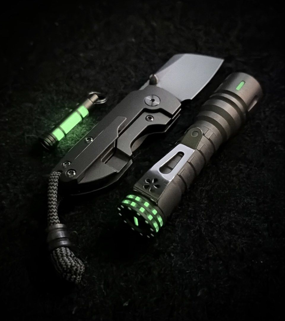 Reylight LANapple Ti-Beadblasted (Category: Hiking & Camping) located in Las Pinas. Submitted by mindlessghost (Listing ID 1454760501, Image 1). Description: Nichia 519a 4000k Max 470 lumens Battery: Rechargeable 14500 included with usb-c port With green glow Solid titanium construction Easy clicky switch operation Tail-stand capability Pocket clip.