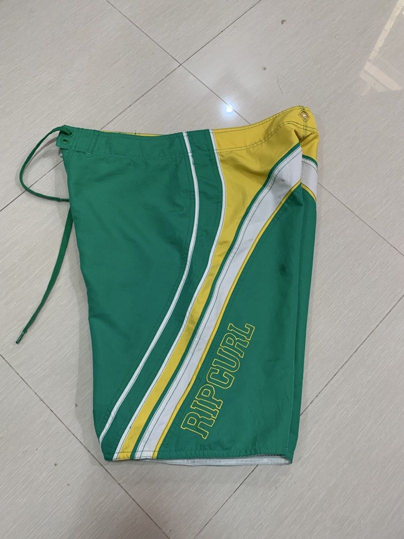RIP CURL BOARDSHORT (Category: Shorts) located in Davao. Submitted by skanaker (Listing ID 1454849592, Image 3). Description: RIP CURL BOARDSHORT SIZE 34 NEED WASH.