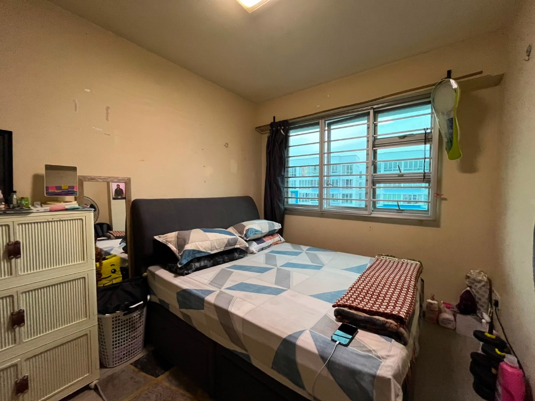 (Category: ) located in . Submitted by anita1929 (Listing ID 1454835001, Image 1). Description: .