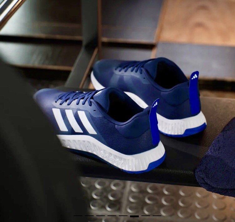 *SALE* adidas EVERYSET TRAINERS ID4991 US11/UK10.5 (Category: Sneakers) located in Singapore. Submitted by nofrillsfactoryoutlet (Listing ID 1454856819, Image 2). Description: Retail : $115 FINAL SALE : $63 100% Authentic, Brand New with Official Tag and in Box. ⭐️Brand : adidas ⭐️Series : EVERYSET TRAINERS ⭐️SKU : ID4991 ⭐️Type : Running shoes / sneakers / trainers ⭐️Colour : Dark Blue / Cloud White / Lucid Blue ⭐️Size : US11 / UK10.5 ⭐️Meet Up 