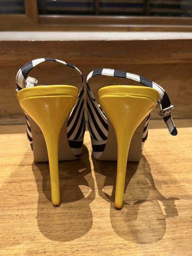 Sam Edelman Black and White Stripe 6 Inch Heels (Category: Heels) located in Pasig City. Submitted by d_cluttered (Listing ID 1454899375, Image 3). Description: Slight stain on the front .