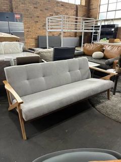 (Category: ) located in . Submitted by priceworthfurniture (Listing ID 1454759731, Image 1). Description: .