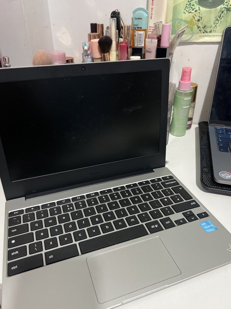 Samsung Chromebook Laptop (Category: Laptops & Notebooks) located in Manila. Submitted by chiestelle (Listing ID 1454879238, Image 1). Description: hello friends 👽 ig: chiestellee for more info open to negotiations! Samsung Chromebook Laptop • Ideal for students who are on a budget :) • perfect for everyday activities and tasks in academics • brand new, barely used reason for selling? - I have two other laptops I currently use. Just don’t need t