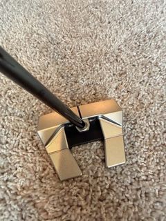 (Category: ) located in . Submitted by hello-world (Listing ID 1454903543, Image 1). Description: .