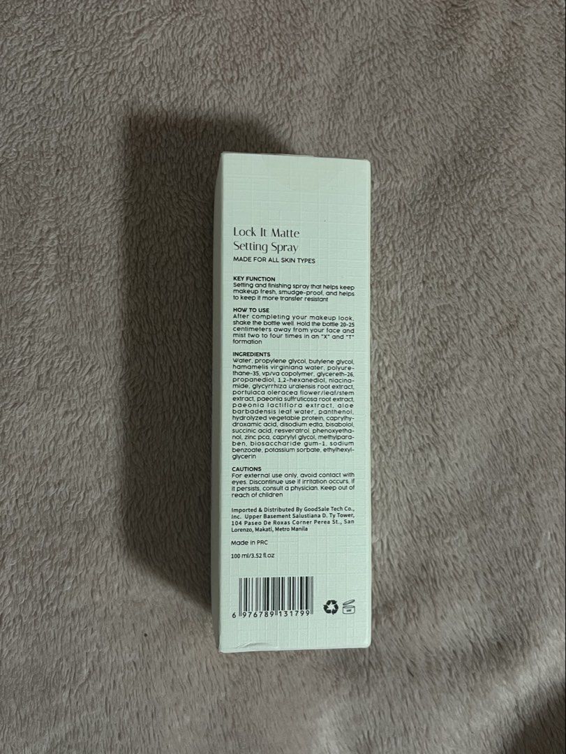 Sea Makeup Lock In Matte Setting Spray (Category: Face Care) located in Legazpi City. Submitted by leiivyni (Listing ID 1454916689, Image 2). Description: - sealed paaa - good for prepping and setting your makeup ! - rfs: bought madami na hehe.