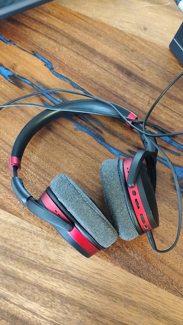 Sennheiser HD 458BT (Category: Headphones & Headsets) located in Pasig City. Submitted by doodadae1212 (Listing ID 1454845168, Image 1). Description: Replaced stock earpads with cotton earpads for extra comfort. Inclusions: Headphones and wire only RFS: Upgraded to better headphones and need funds..