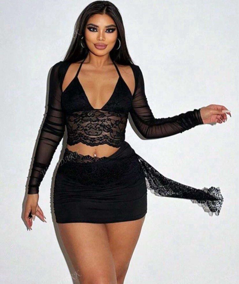 [Shein] Black Lace Coordinates (Category: Sets or Coordinates) located in Makati City. Submitted by cocoreluv (Listing ID 1454802529, Image 2). Description: Makati.