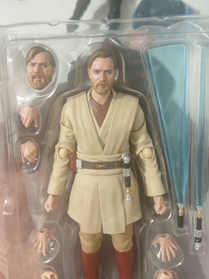 Shf Obi Wan Kenobi (Category: Figurines & Statues) located in Quezon City. Submitted by boromirshop (Listing ID 1454926082, Image 3). Description: For sale: Shf Obi wan - 3k Good as new. BIB only Complete accessories Loc: Mandaluyong City Shipping: lalamove/LBC.