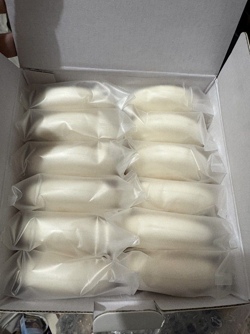 SHOWERMATE GOAT MILK SOAP 90G x 12 BOX (Category: Bath) located in Las Pinas. Submitted by tintindahan (Listing ID 1454891780, Image 2). Description: KOREA SHOWERMATE BEAUTY SOAP 12 SOAPS PER BOX ORIGINAL FROM KOREA.