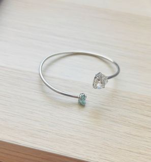 （分類：）位於 。 由 eemmiillyyy 提交（商品編號 1454770236，圖片 1）。簡介： 。