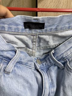 (Category: ) located in . Submitted by ainipreloved99 (Listing ID 1454905253, Image 1). Description: .