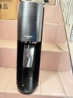 （分類：）位於 。 由 michaelmcmcmc 提交（商品編號 1454787699，圖片 1）。簡介： 。