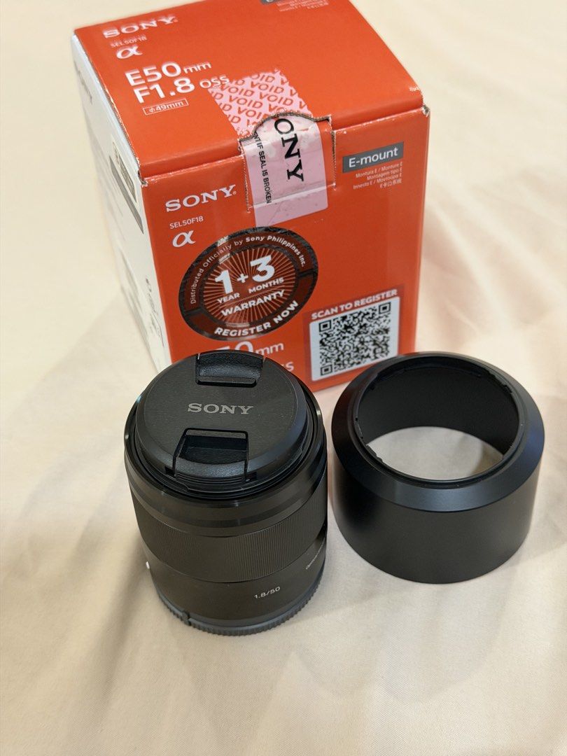 Sony E 50mm F1.8 OSS Lens (Category: Lens & Kits) located in Iloilo. Submitted by judee1010 (Listing ID 1454803123, Image 1). Description: Preloved Item📌📌📌 Sony e mount SEL50F18 E50mm F1.8oss complete good as new ₱10,300 only🧡.