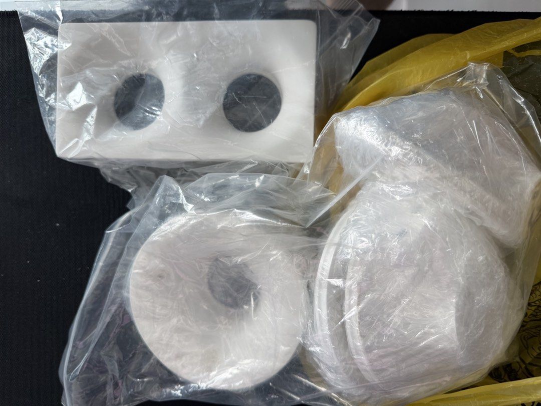 Spotlight Casing (Category: Lighting) located in Singapore. Submitted by acuria (Listing ID 1454781850, Image 1). Description: Have some spotlight casing left over after Reno Giving away free for self collect .