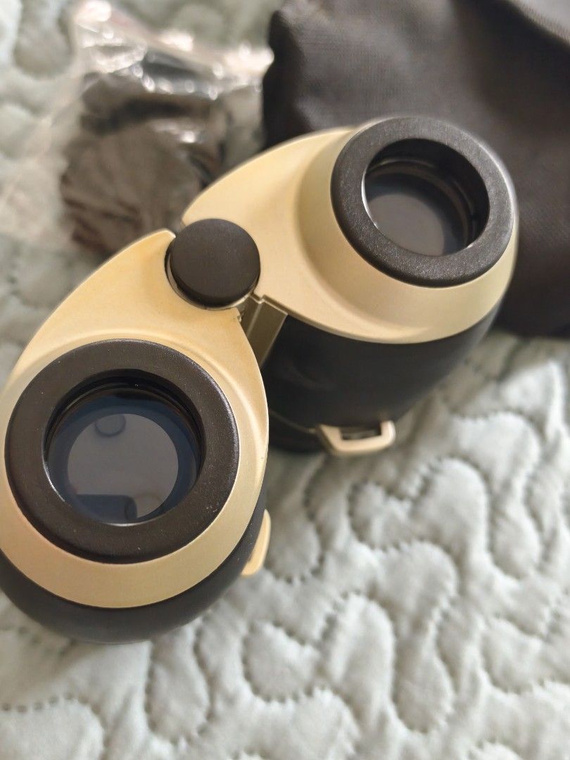 STEIN Optik 900 x 90 Super View Binoculars with Pouch (Category: Hiking & Camping) located in Bacolod City. Submitted by mrblueyes1 (Listing ID 1454762507, Image 3). Description: - STEIN Optik 900x90 Super View Binoculars - Clear Lenses - Ideal for Bird Watching & Outdoor Activities - Compact and Portable Design - Includes Black Carrying Pouch I bought these binoculars several years ago, iv only ever used the a few times, sat in the draw, time fo
