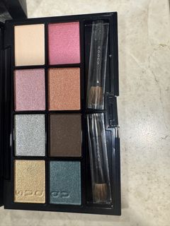 (Category: ) located in . Submitted by shopfun99 (Listing ID 1454915619, Image 1). Description: .